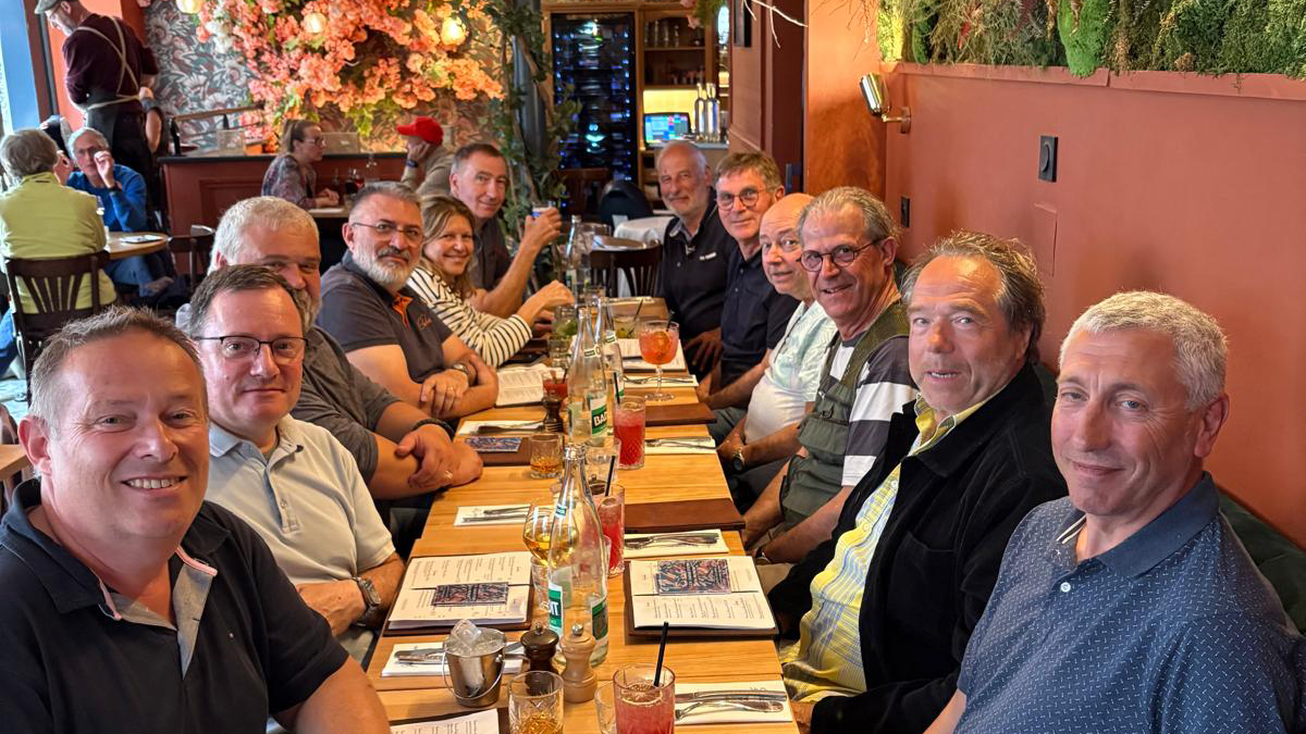 b9c8a2a5-e6cb-4027-90d0-11592d7e5563 b9c8a2a5-e6cb-4027-90d0-11592d7e5563